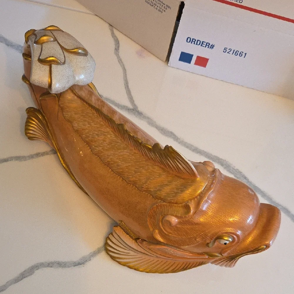 Elegant Gold and White Fish Figurine.for OGGETTI.